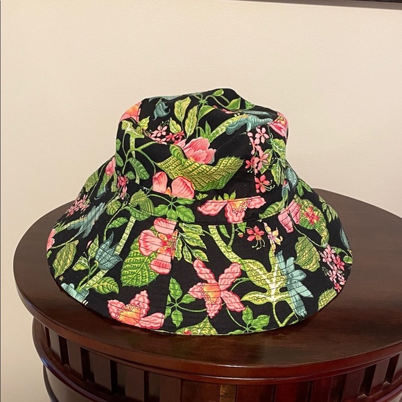 Vera Bradley Floral Black Sun Hat - Picture 4 of 4